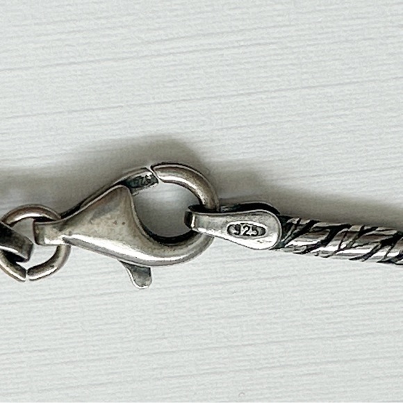 Stunning Volcanic Beach Stone Sterling Silver Necklace - Picture 6 of 6